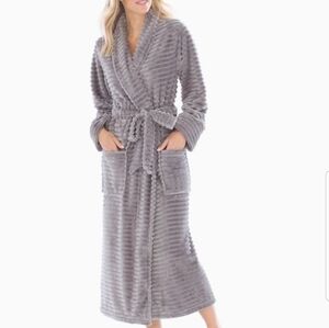 Soma Gray Plush Robe